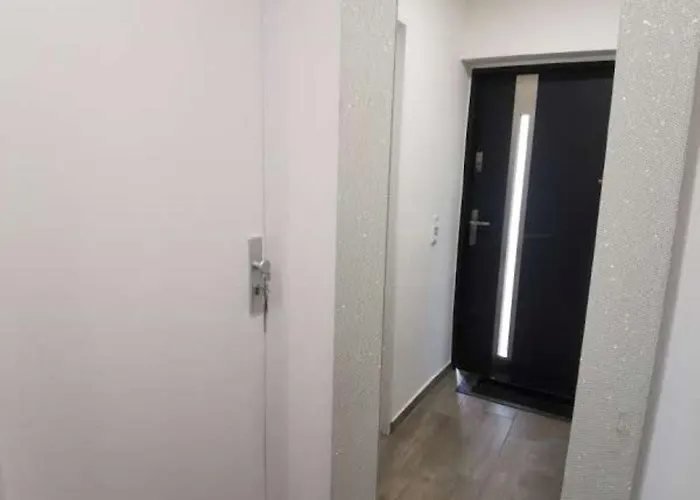 Apartment Bei Der Palme Mit Sauna Moeglichkeit