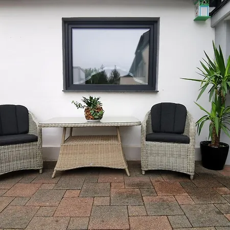 Bei Der Palme Mit Sauna Moeglichkeit